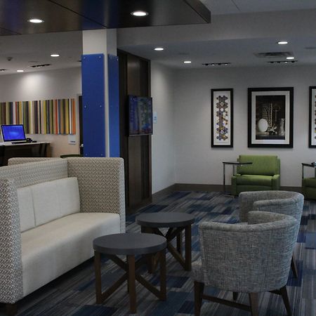 Holiday Inn Express & Suites - Milledgeville, An Ihg Hotel Exterior foto